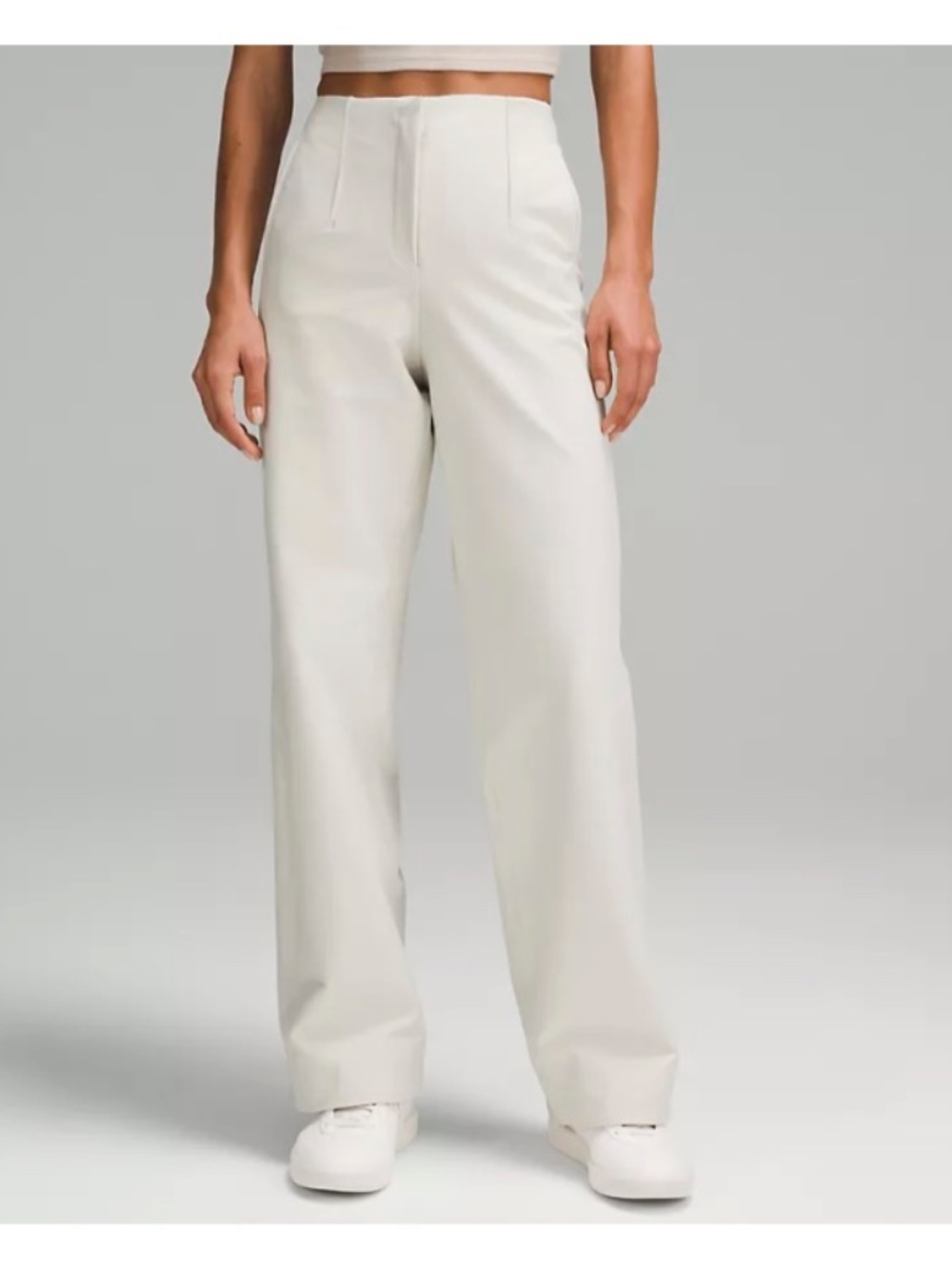 Lululemon Utilitech Relaxed Mid-Rise Trouser 29" length size 10 Bone